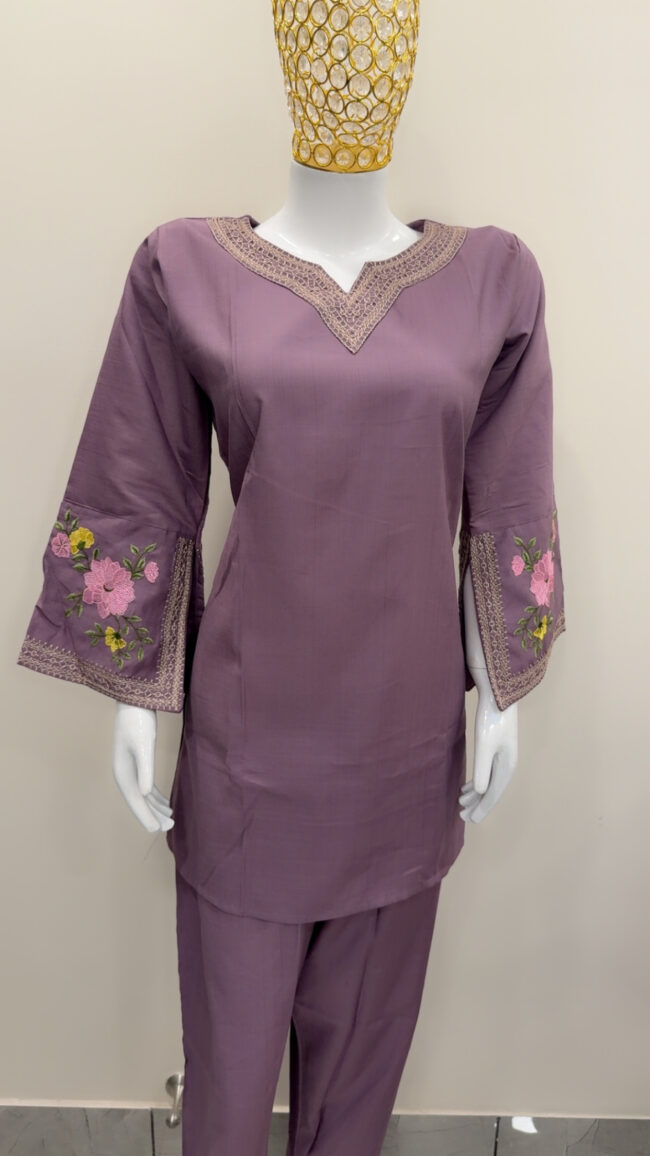 Lavender Elegance - Image 2